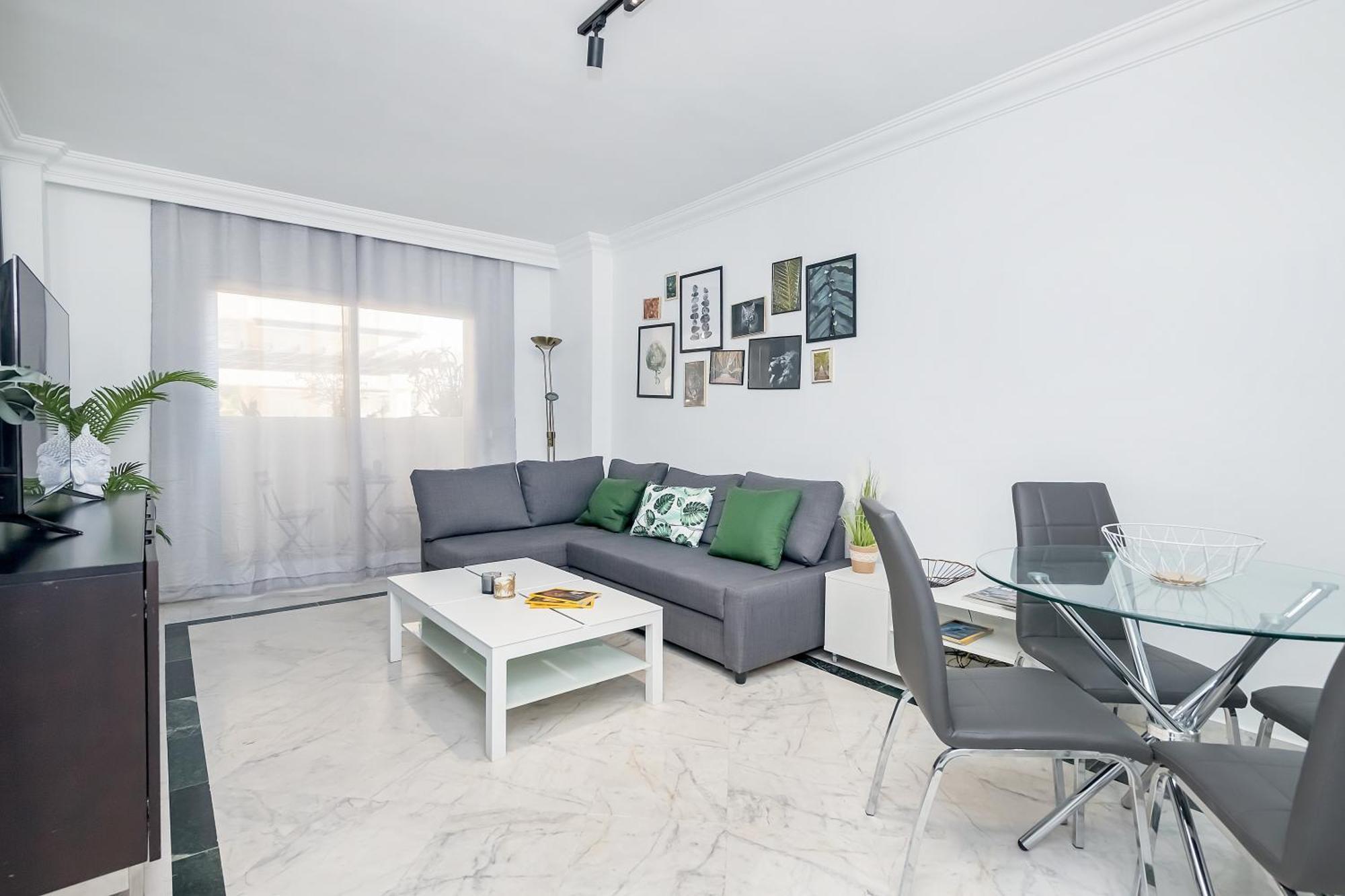 Bhost - Marina Banus Leilighet *
