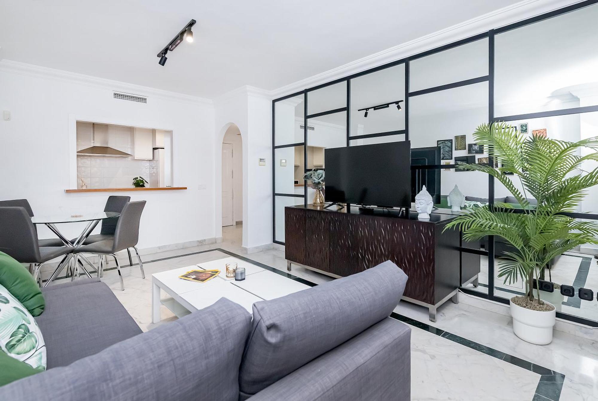 Bhost - Marina Banus Leilighet *
